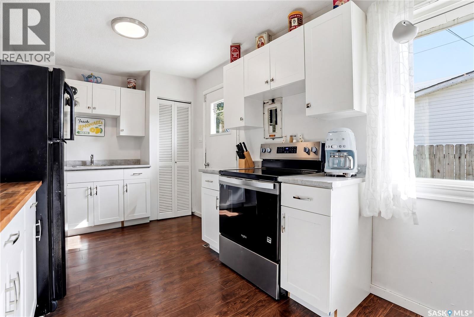 526 V Avenue S, Saskatoon, Saskatchewan  S7M 3E9 - Photo 7 - SK036534