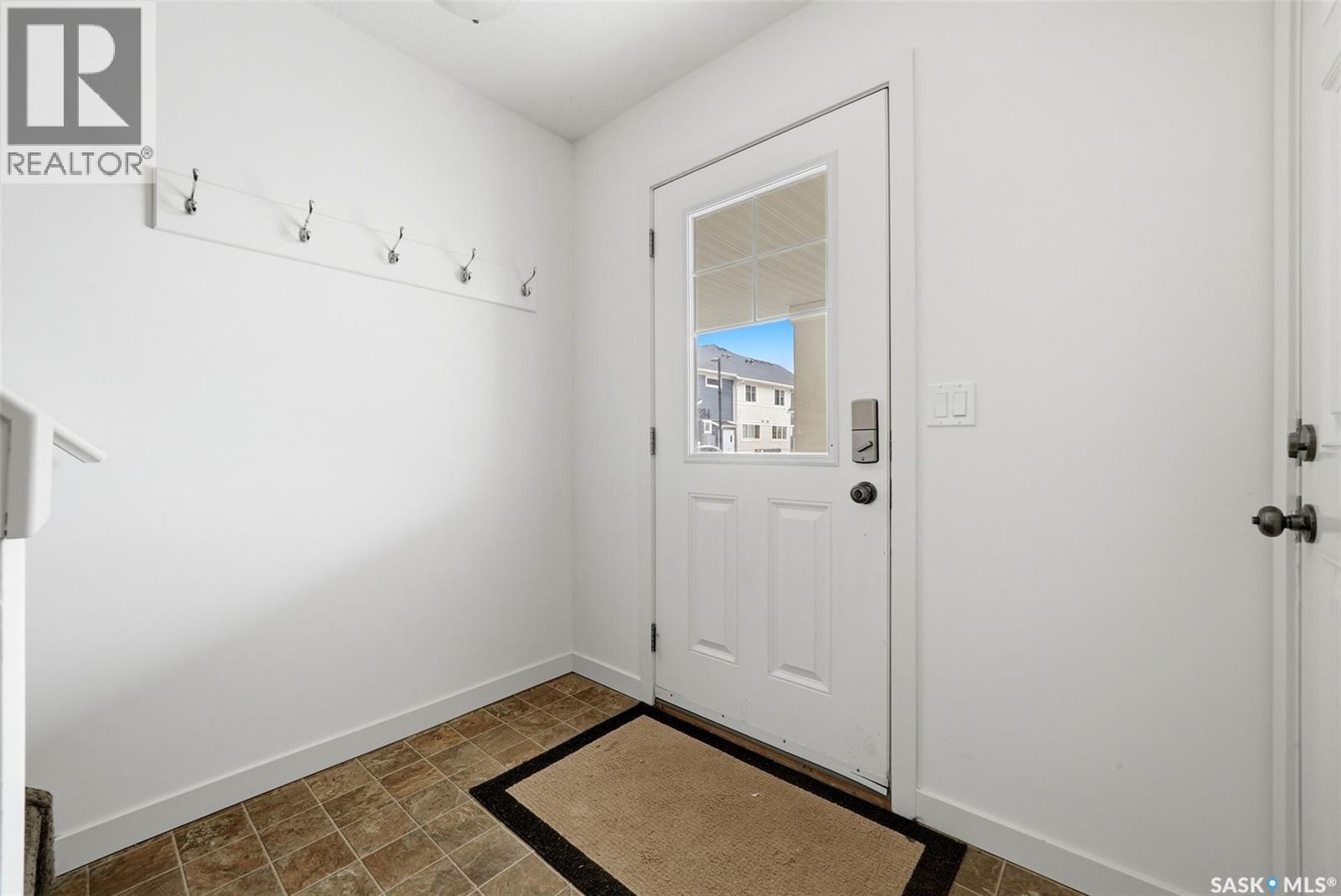 92 5250 Aerodrome Road, Regina, Saskatchewan  S4W 0H7 - Photo 2 - SK036443