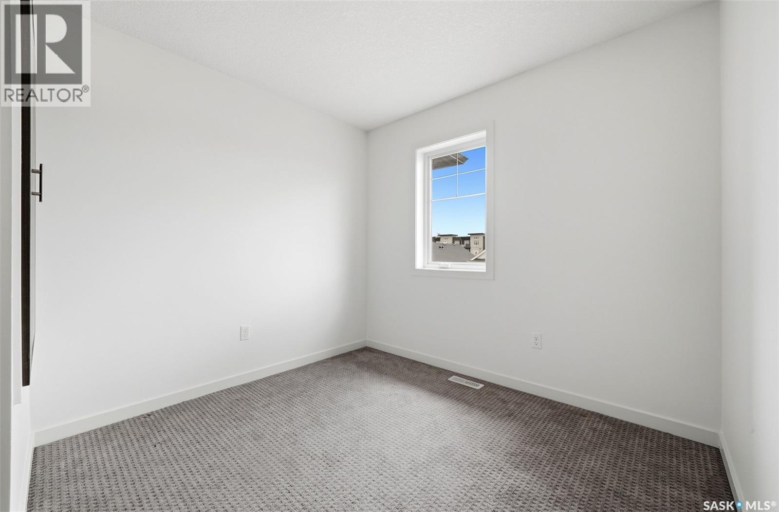 92 5250 Aerodrome Road, Regina, Saskatchewan  S4W 0H7 - Photo 22 - SK036443