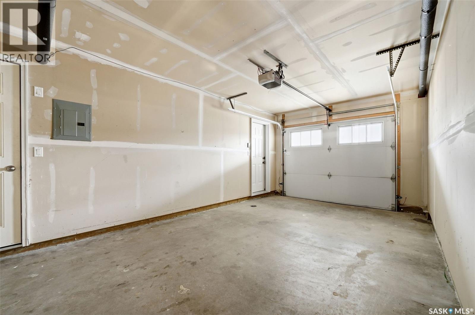 92 5250 Aerodrome Road, Regina, Saskatchewan  S4W 0H7 - Photo 27 - SK036443