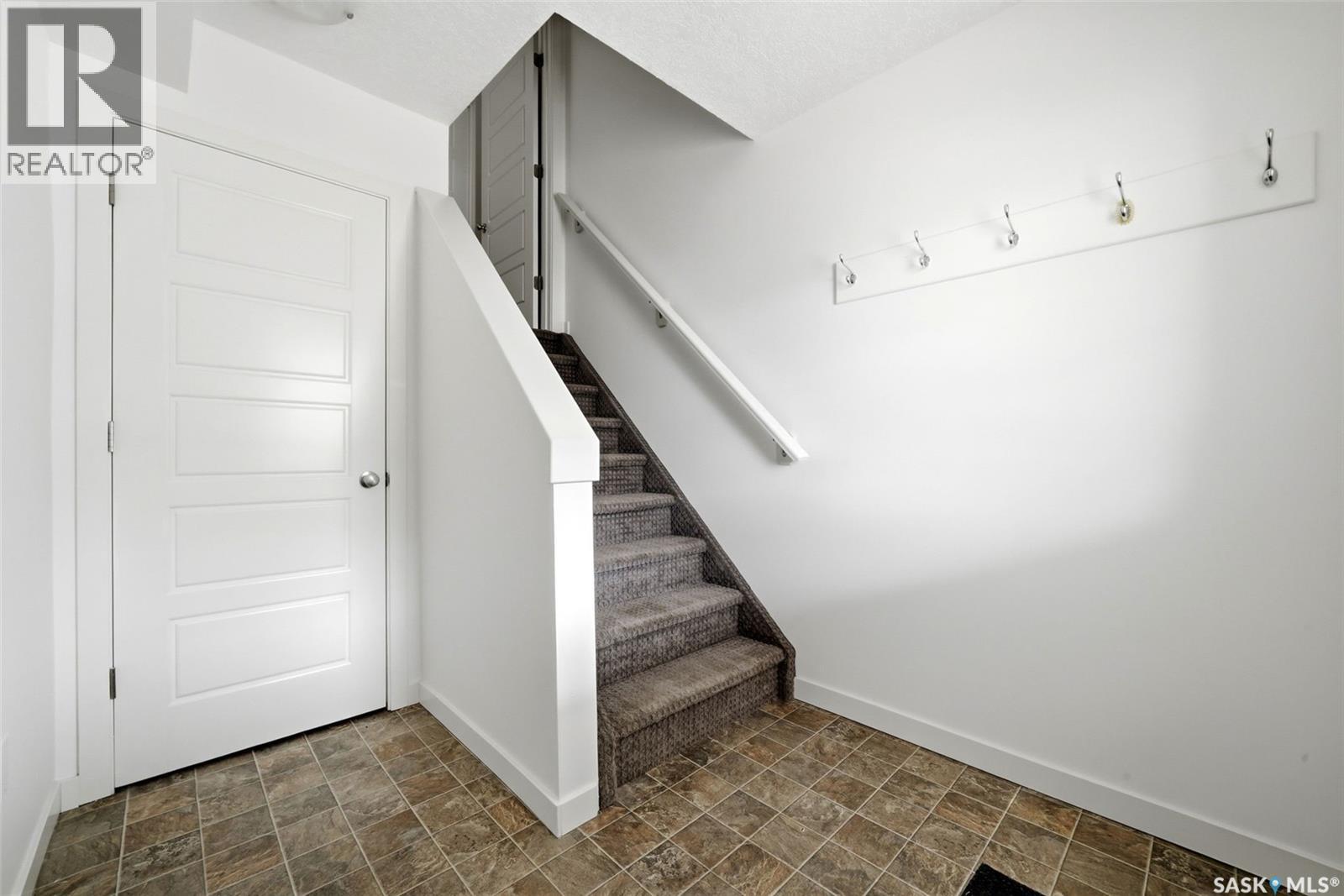 92 5250 Aerodrome Road, Regina, Saskatchewan  S4W 0H7 - Photo 3 - SK036443