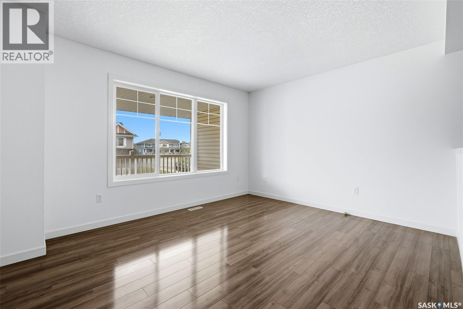 92 5250 Aerodrome Road, Regina, Saskatchewan  S4W 0H7 - Photo 4 - SK036443