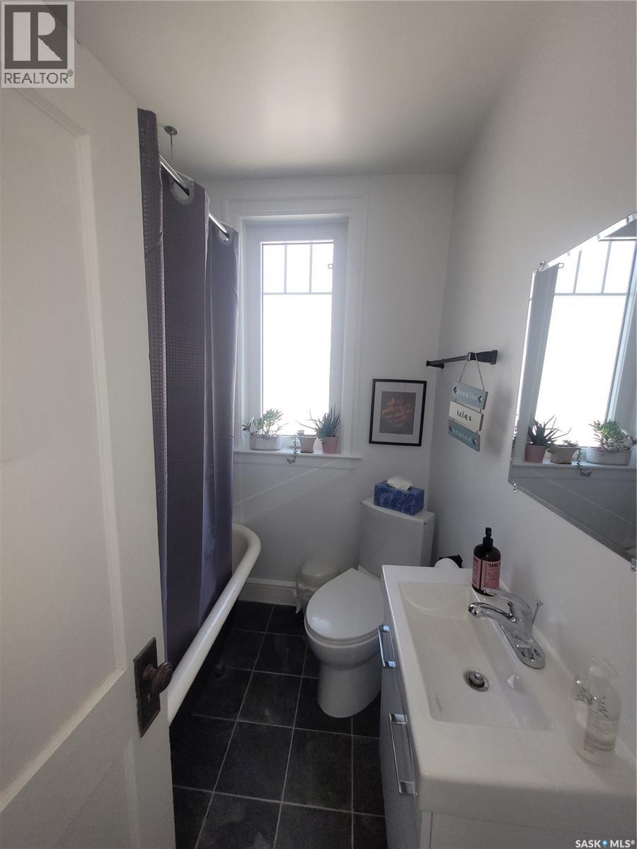 916 6th Avenue N, Saskatoon, Saskatchewan  S7K 2T4 - Photo 15 - SK036430