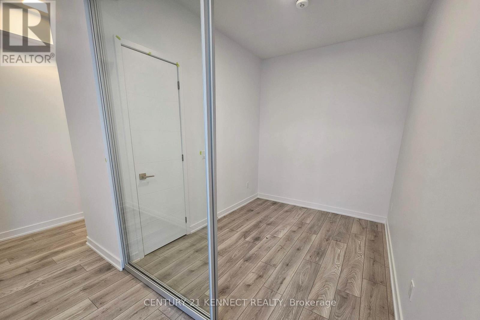 3001 - 29 Green Trail Court, Toronto, Ontario M2K 0J9 - Photo 13 - C13150978