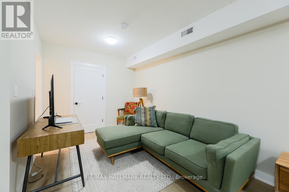 303 - 628 Danforth Avenue, Toronto, Ontario  M4K 1R3 - Photo 4 - E13151014