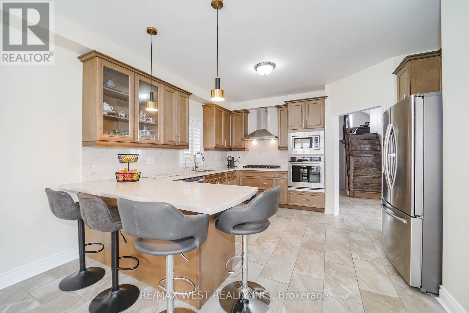 63 Sharplin Drive, Ajax, Ontario  L1Z 0P4 - Photo 5 - E13151030