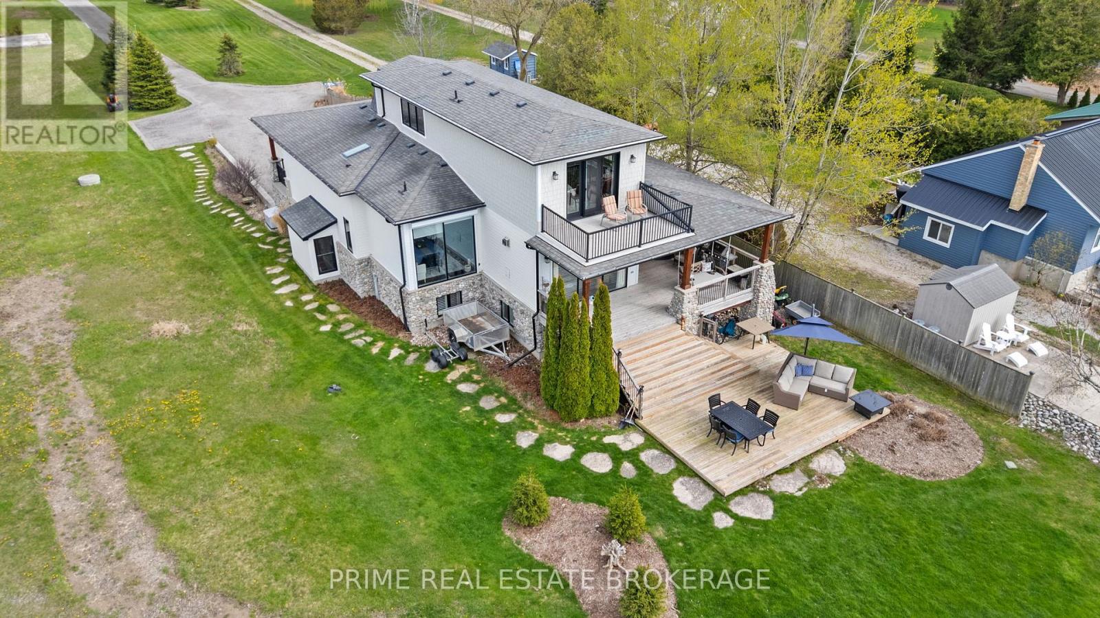 72323 Bluewater Highway, Bluewater, Ontario  N0M 2T0 - Photo 2 - X13129934