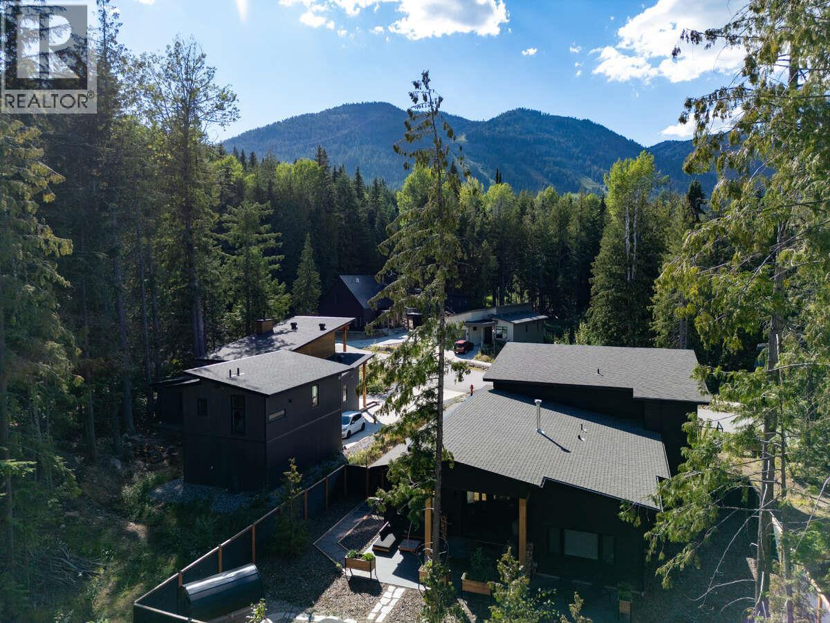 1126 Caldera Road, Rossland, British Columbia V0G 1Y0 - Photo 40 - 10388196