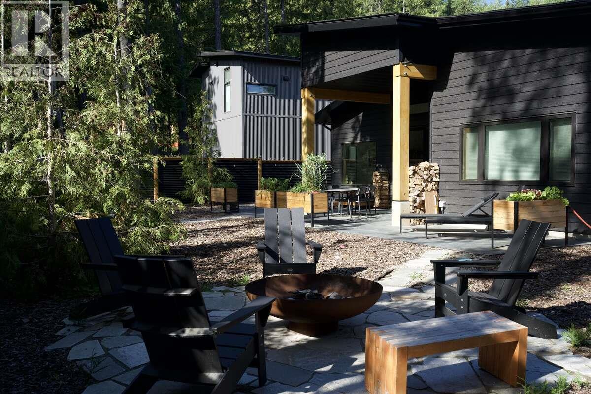 1126 Caldera Road, Rossland, British Columbia V0G 1Y0 - Photo 41 - 10388196