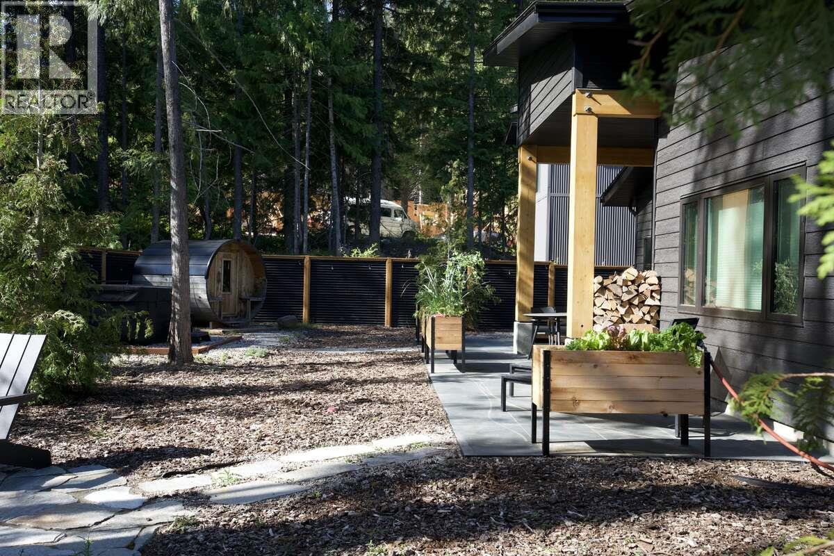 1126 Caldera Road, Rossland, British Columbia V0G 1Y0 - Photo 46 - 10388196