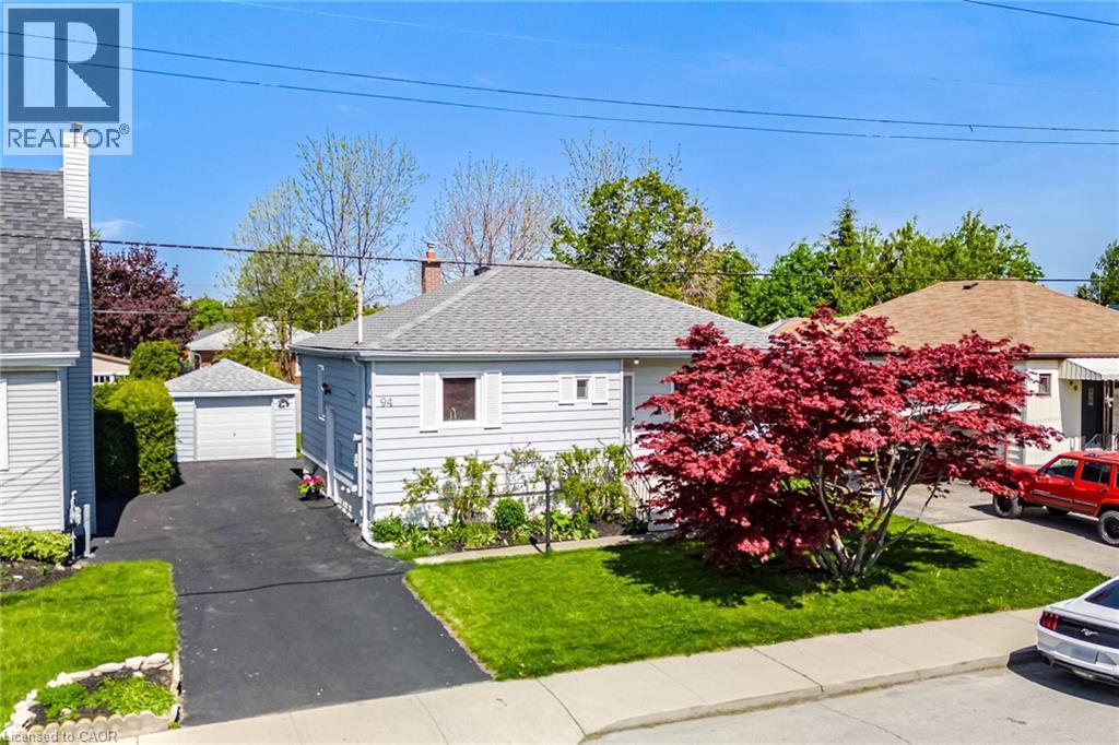 94 Clarendon Avenue, Hamilton, Ontario  L9A 3A3 - Photo 4 - 40831391