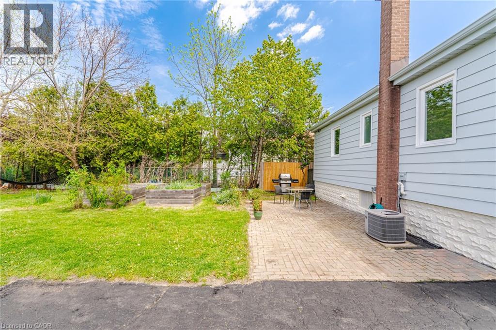 94 Clarendon Avenue, Hamilton, Ontario  L9A 3A3 - Photo 41 - 40831391
