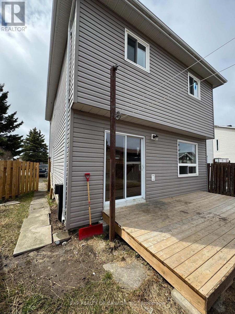 1026 Michener Boulevard, Timmins, Ontario  P0N 1K0 - Photo 4 - T13151206
