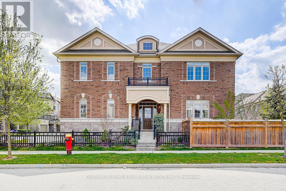 6 RUFFLE LANE, Richmond Hill, Ontario
