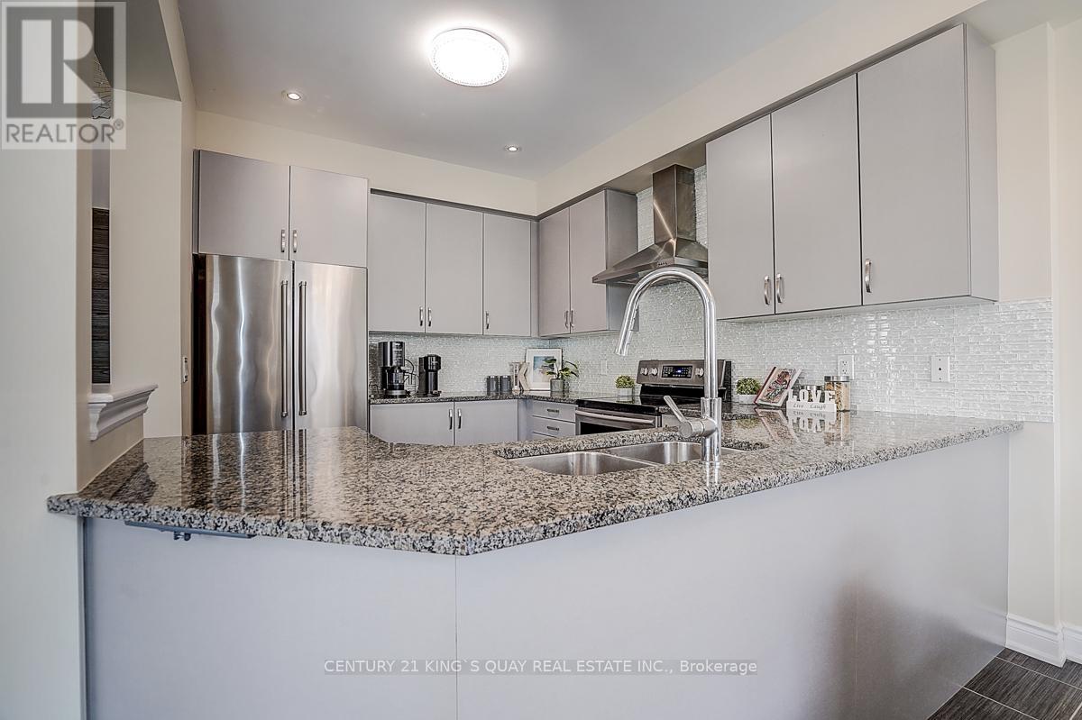 6 Ruffle Lane, Richmond Hill, Ontario  L4E 0W3 - Photo 13 - N13150968
