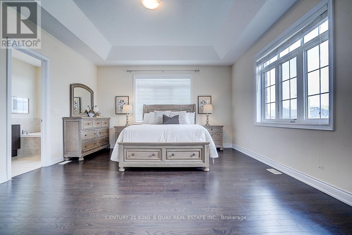 6 Ruffle Lane, Richmond Hill, Ontario  L4E 0W3 - Photo 25 - N13150968