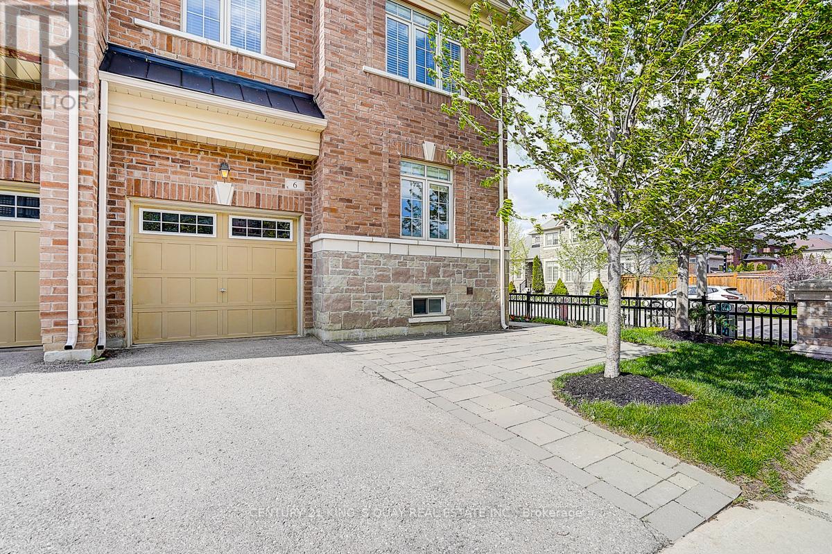 6 Ruffle Lane, Richmond Hill, Ontario  L4E 0W3 - Photo 4 - N13150968