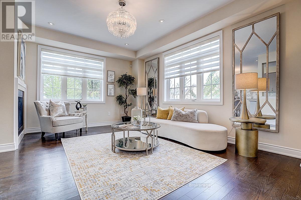 6 Ruffle Lane, Richmond Hill, Ontario  L4E 0W3 - Photo 6 - N13150968