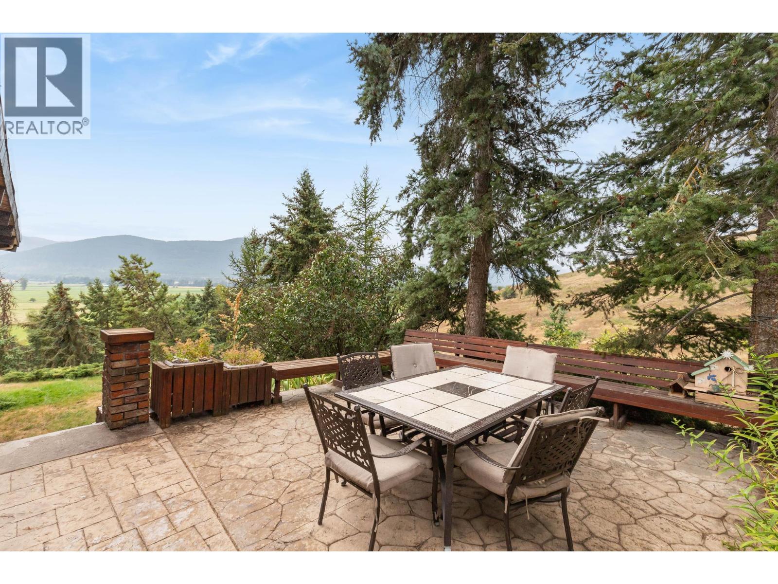 2545 6 Highway, Lumby, British Columbia  V0E 2G1 - Photo 54 - 10366341