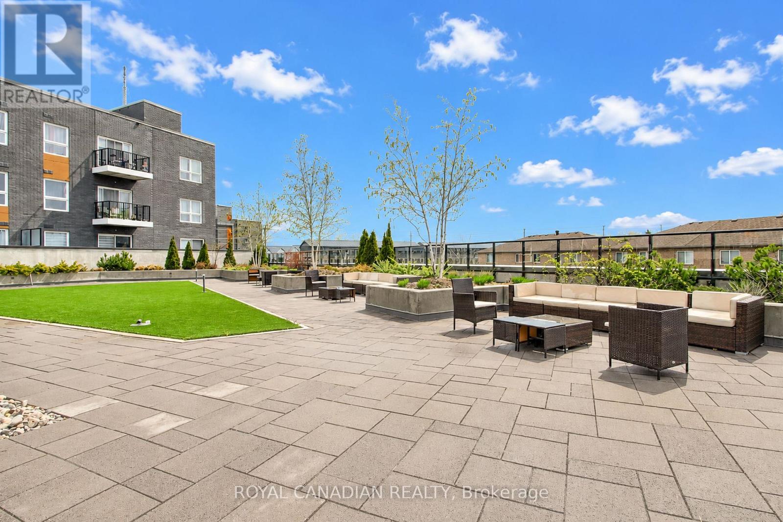 418 - 430 Essa Road, Barrie, Ontario  L9J 0M1 - Photo 47 - S13150986