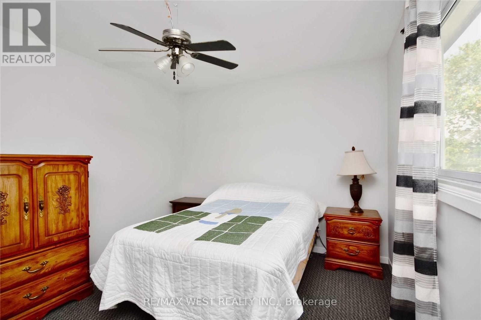77 Carlton Road, Barrie, Ontario  L4M 5K8 - Photo 12 - S13150998