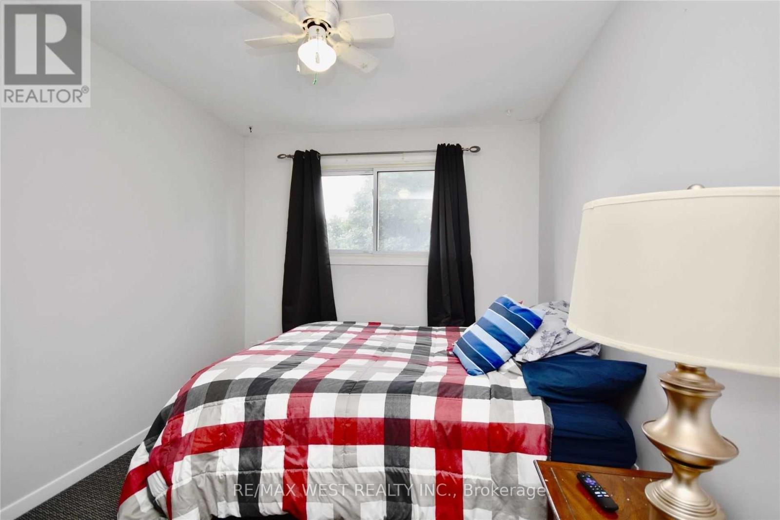 77 Carlton Road, Barrie, Ontario  L4M 5K8 - Photo 13 - S13150998