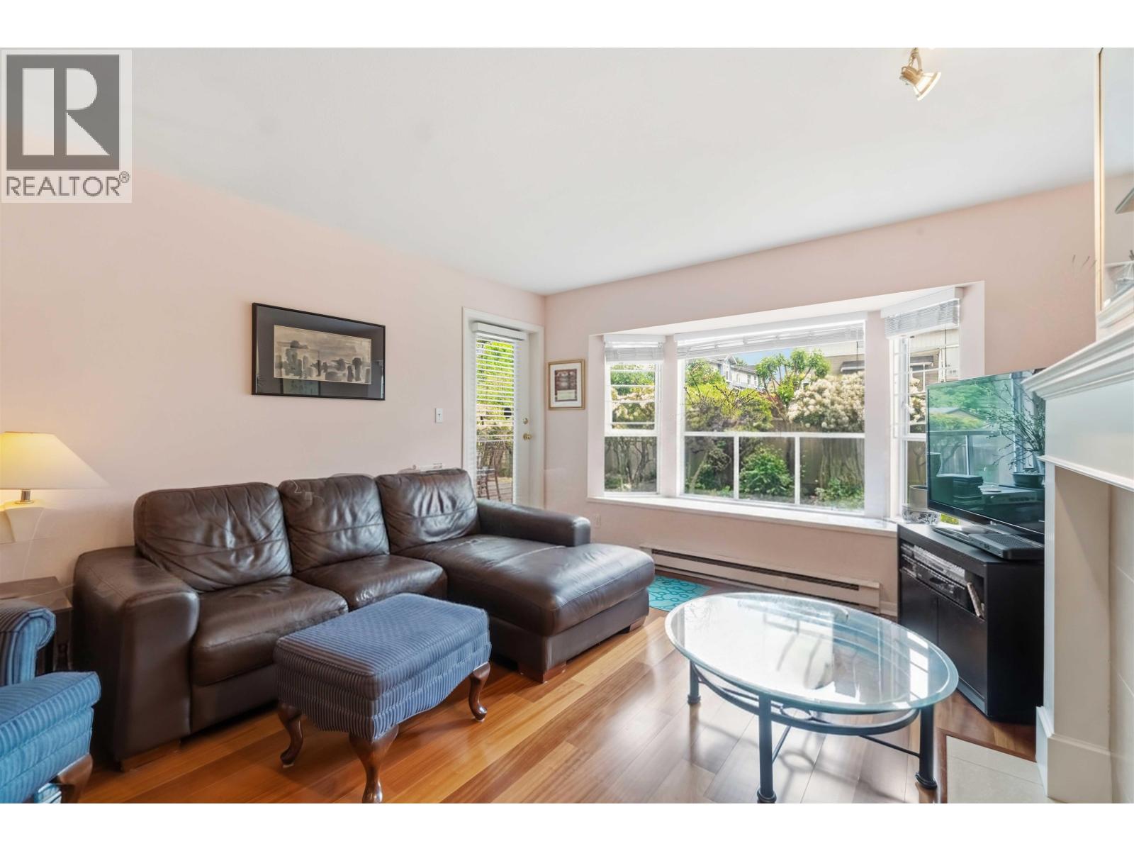 106 5568 Barker Avenue, Burnaby, British Columbia  V5H 2N9 - Photo 7 - R3124232