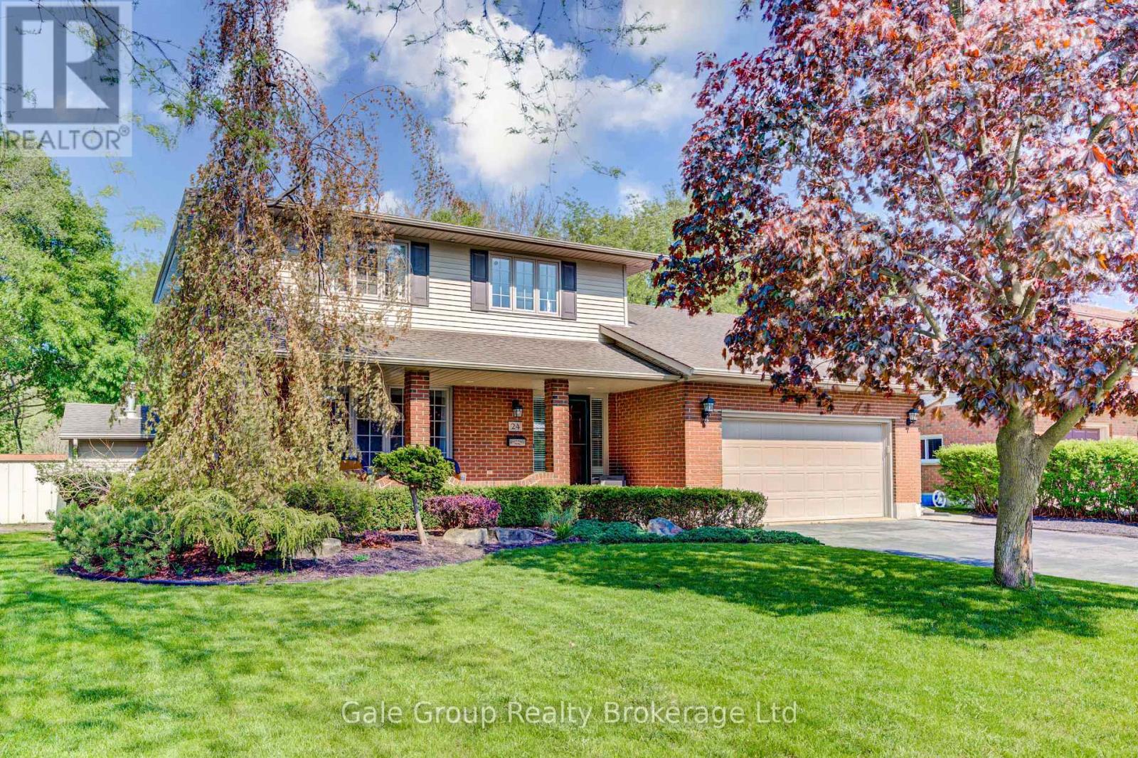 24 VAN NORMAN DRIVE, Tillsonburg, Ontario