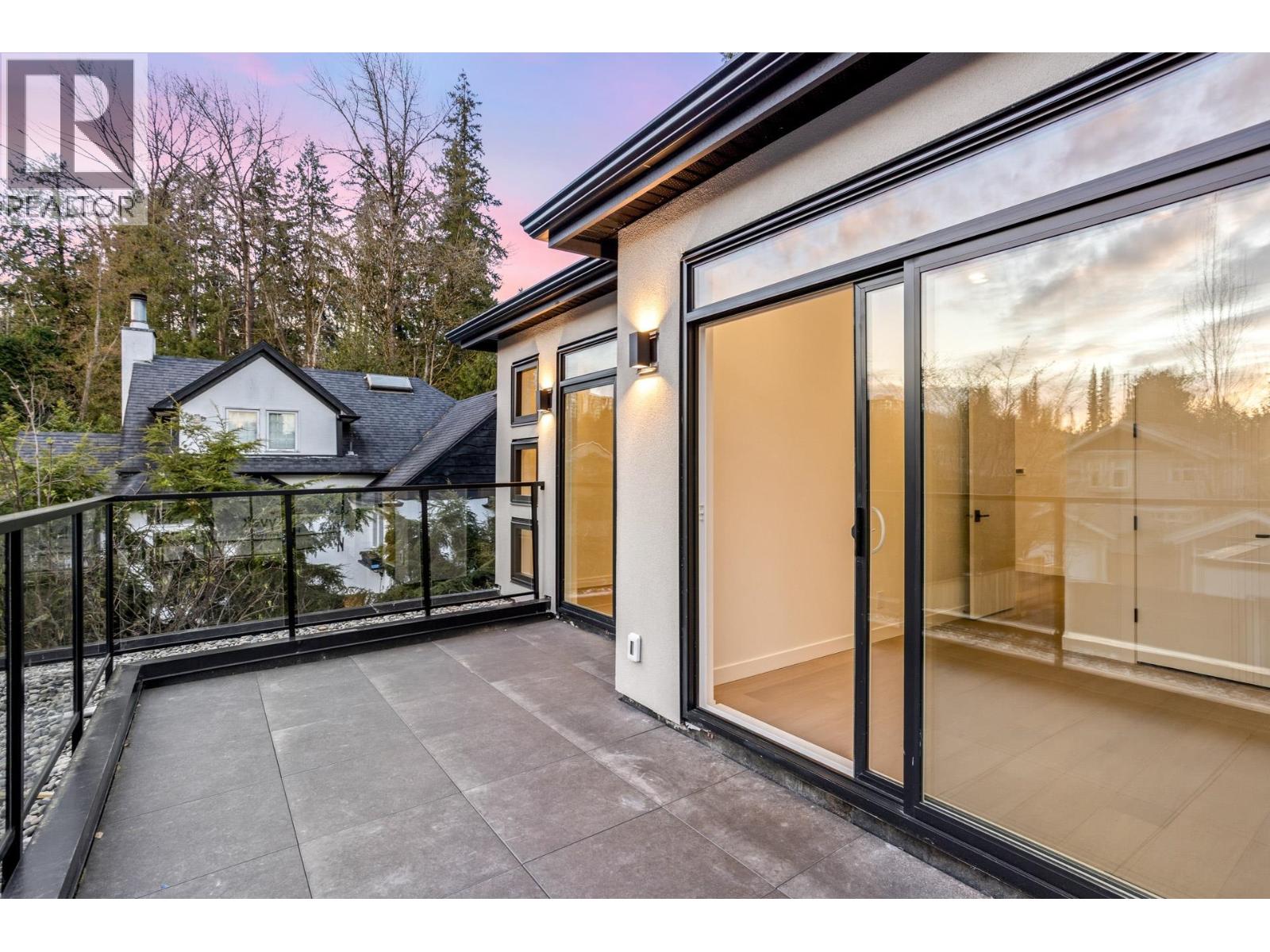 1921 Tatlow Avenue, North Vancouver, British Columbia  V7P 3A2 - Photo 28 - R3125668