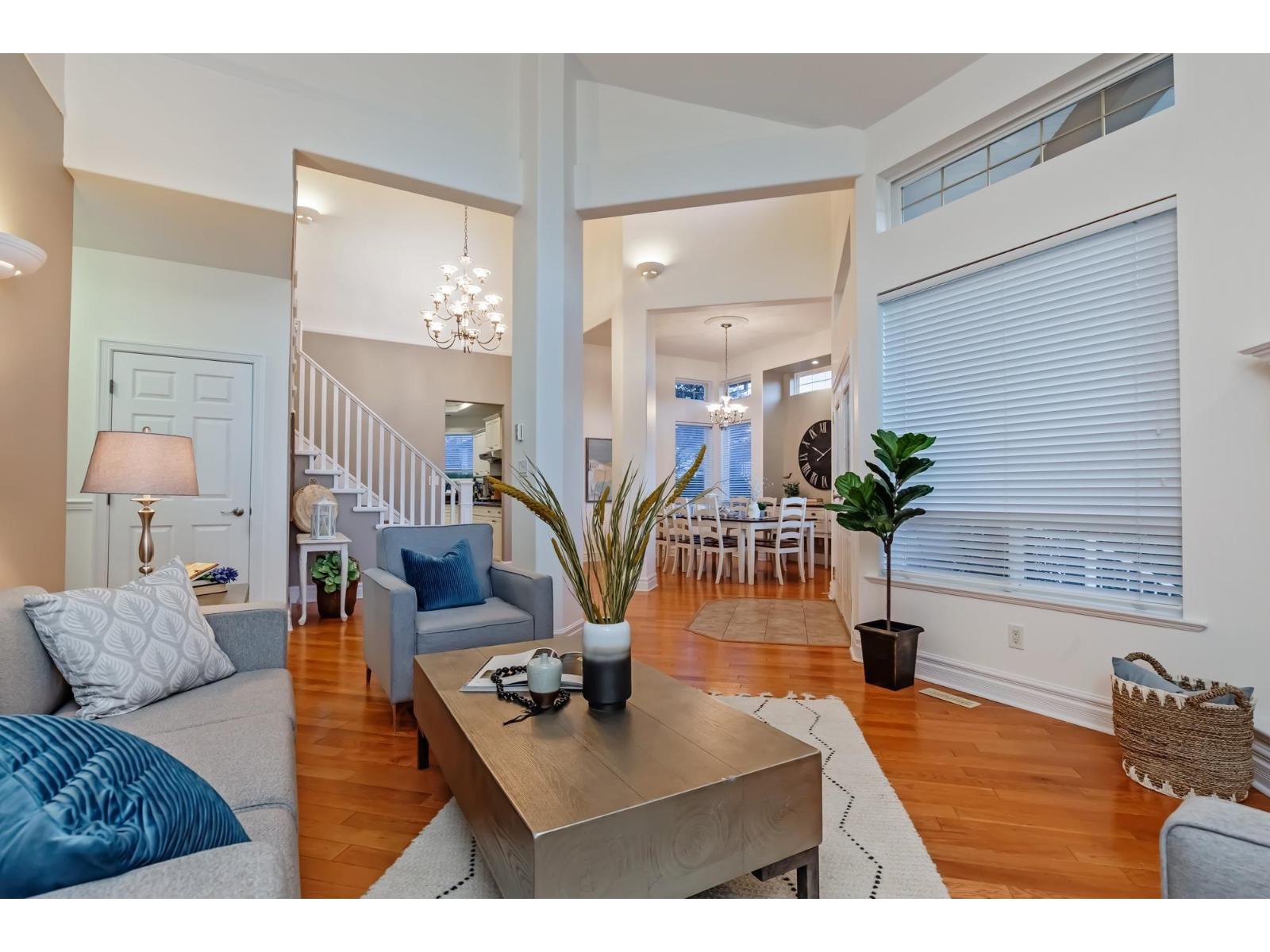 34743 Pakenham Place, Mission, British Columbia  V2V 7A6 - Photo 5 - R3125647