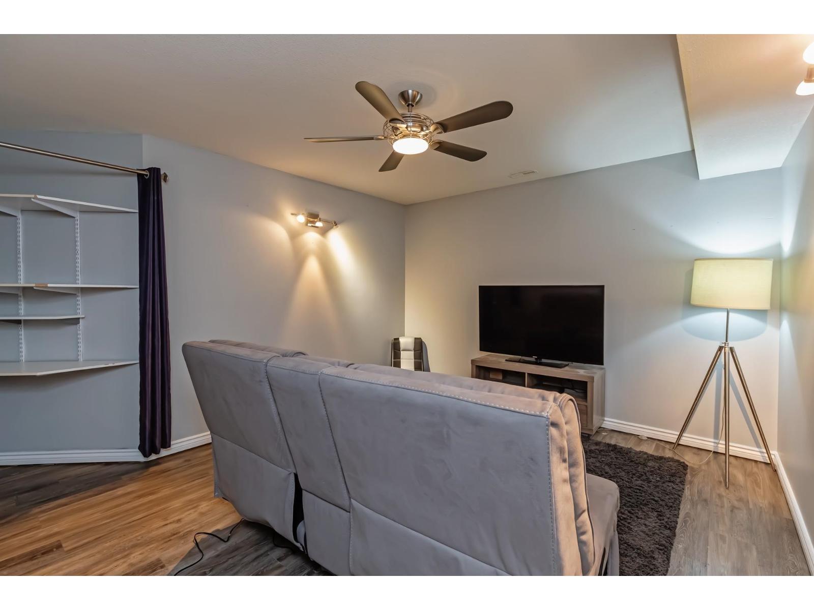 34743 Pakenham Place, Mission, British Columbia  V2V 7A6 - Photo 25 - R3125647