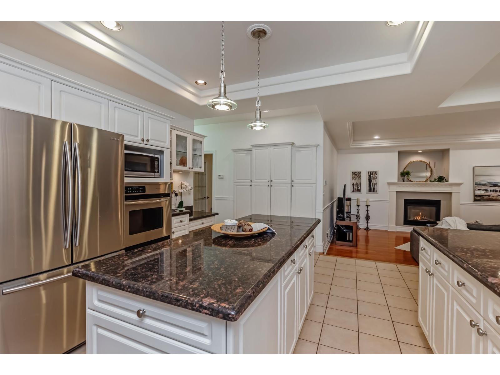 34743 Pakenham Place, Mission, British Columbia  V2V 7A6 - Photo 9 - R3125647