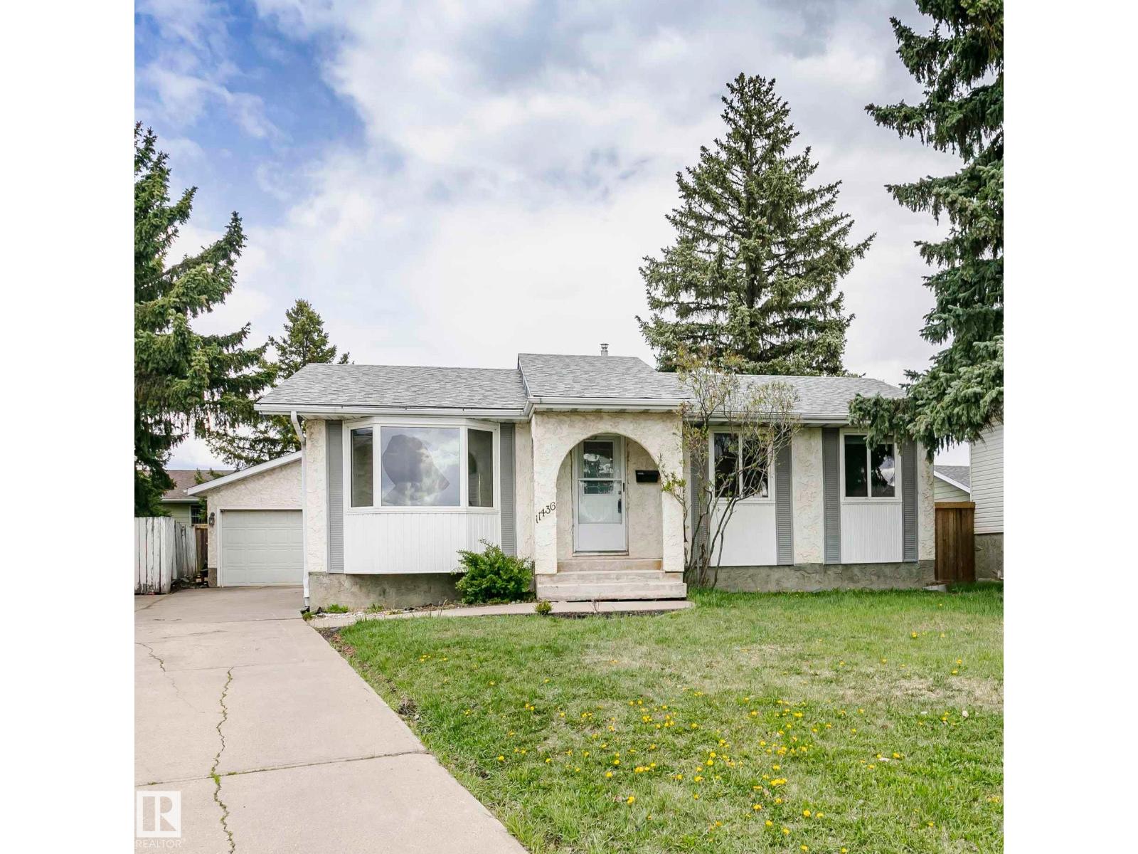 11436 161 AV NW, edmonton, Alberta