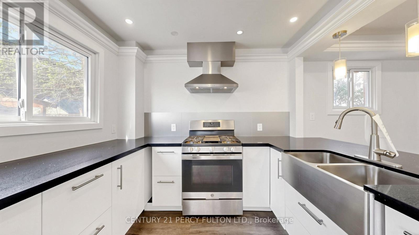 780 Galloway Crescent, Mississauga, Ontario  L5C 3T9 - Photo 11 - W13150918
