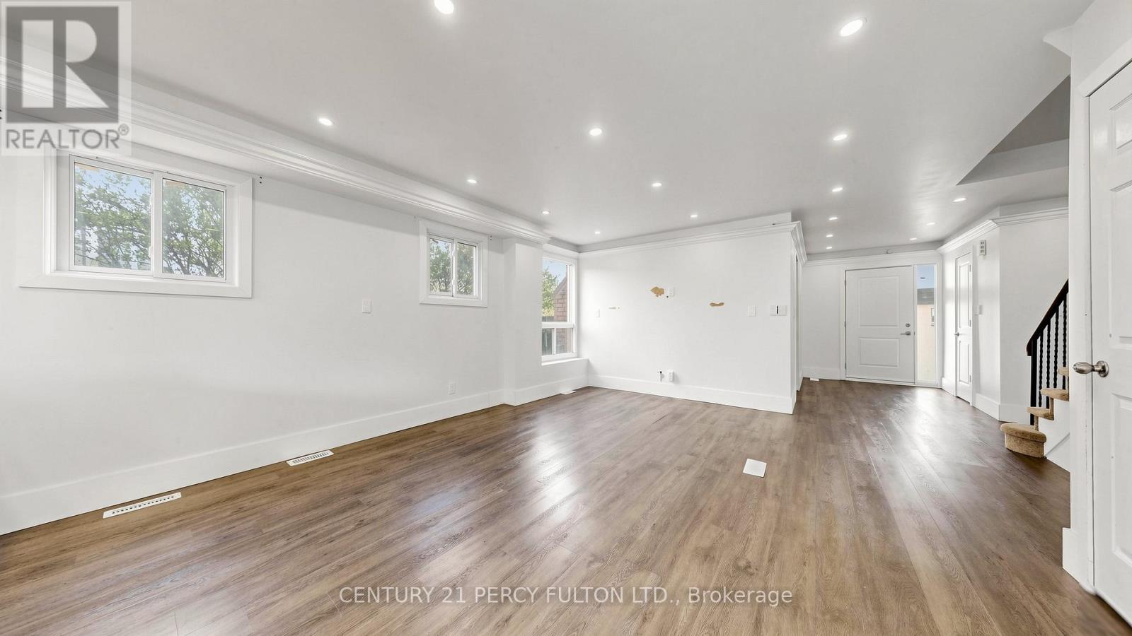 780 Galloway Crescent, Mississauga, Ontario  L5C 3T9 - Photo 6 - W13150918