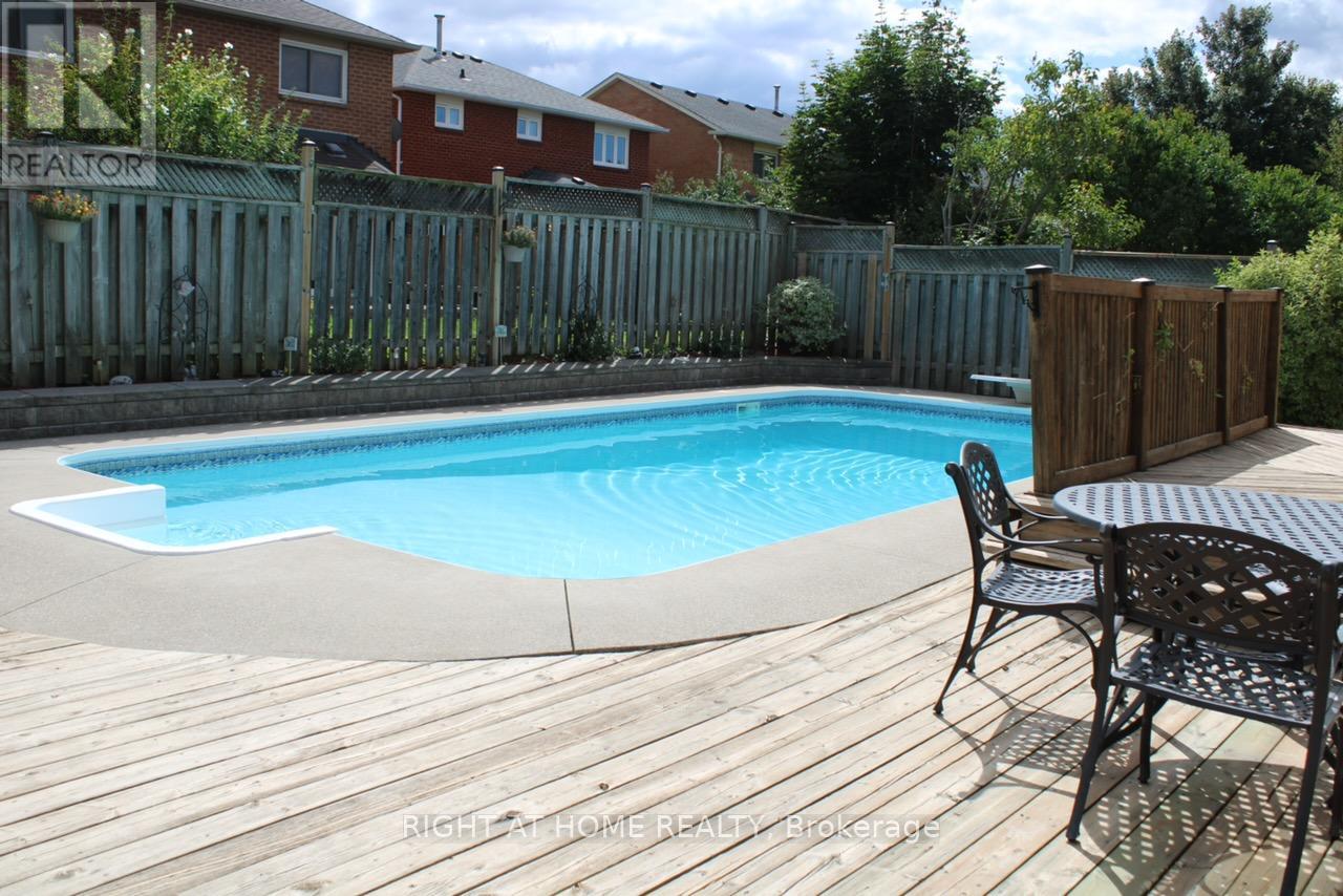 17 Eaton Street, Halton Hills, Ontario  L7G 5L4 - Photo 45 - W13150934
