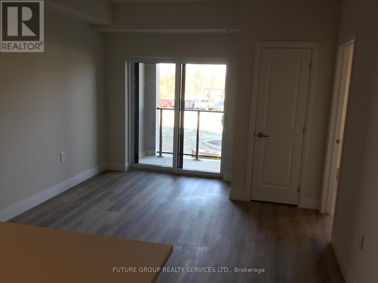 203 - 6415 Regional Rd 25, Milton, Ontario L9T 2W3 - Photo 6 - W13150960