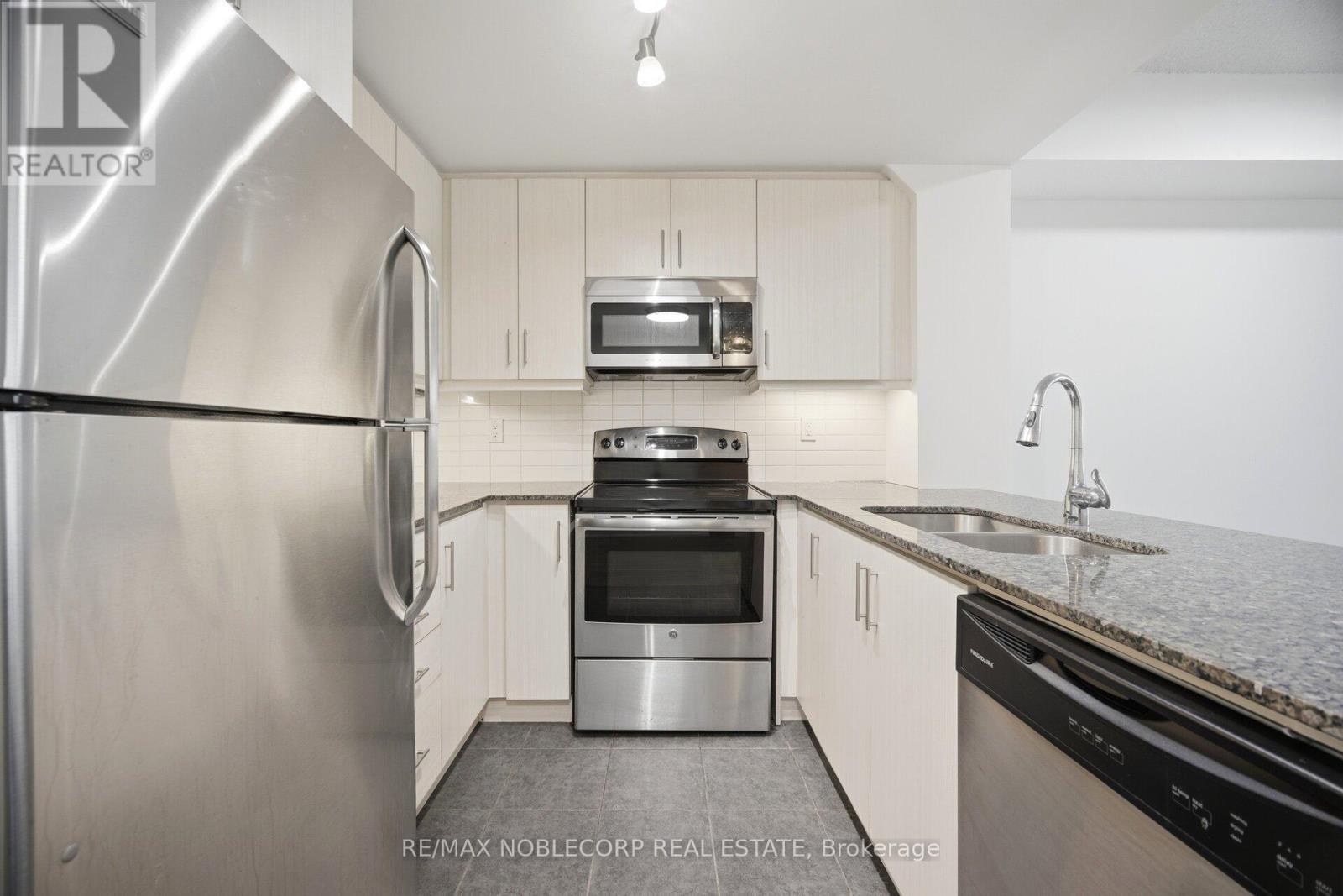 624 - 15 James Finlay Way, Toronto, Ontario  M3M 0B3 - Photo 10 - W13150962
