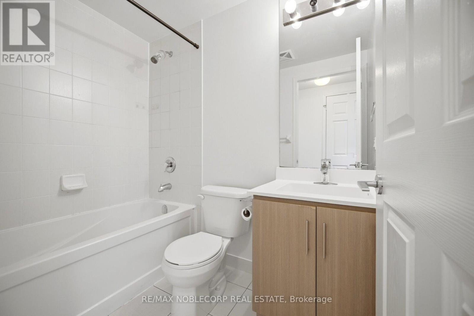 624 - 15 James Finlay Way, Toronto, Ontario  M3M 0B3 - Photo 31 - W13150962