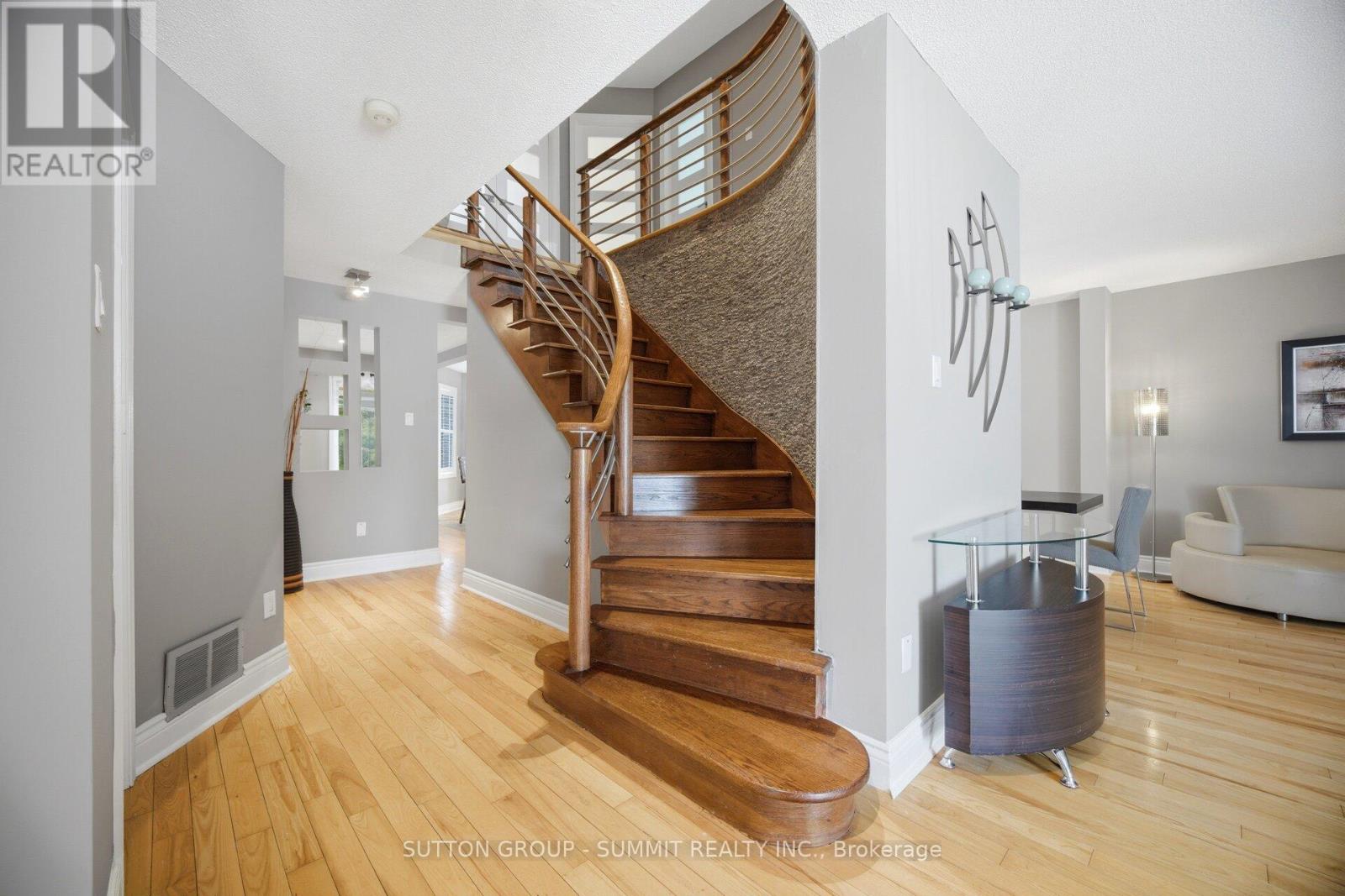 1390 Astrella Crescent, Mississauga, Ontario  L5M 4Z8 - Photo 15 - W13150974