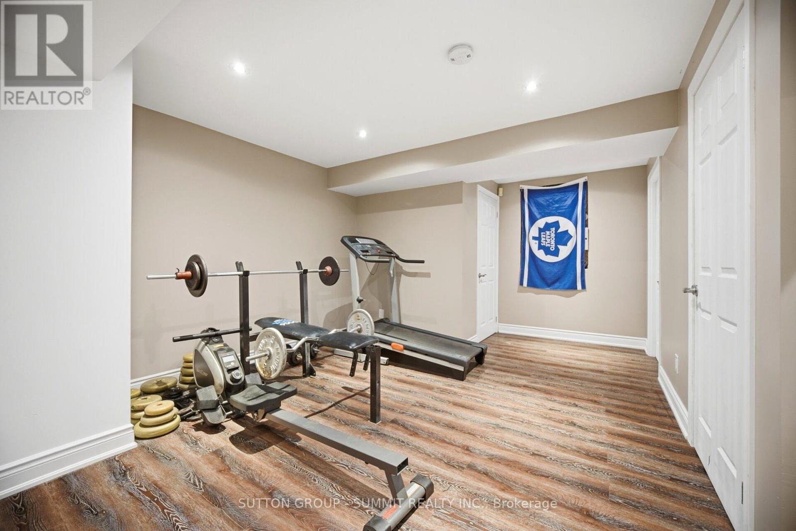 1390 Astrella Crescent, Mississauga, Ontario  L5M 4Z8 - Photo 24 - W13150974