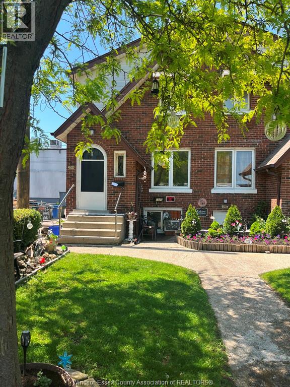 1285 Parent, Windsor, Ontario N8X 4J1 - Photo 1 - 26011659