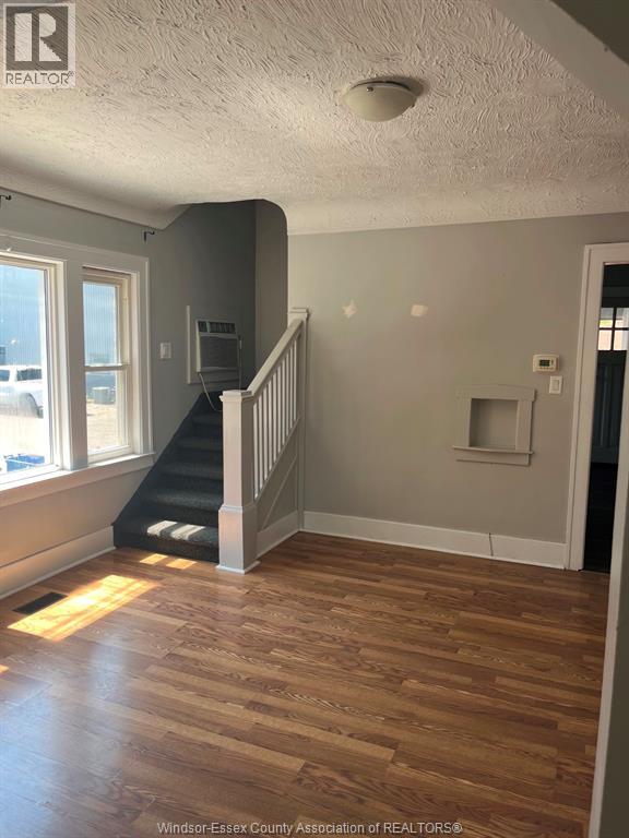 1285 Parent, Windsor, Ontario N8X 4J1 - Photo 7 - 26011659