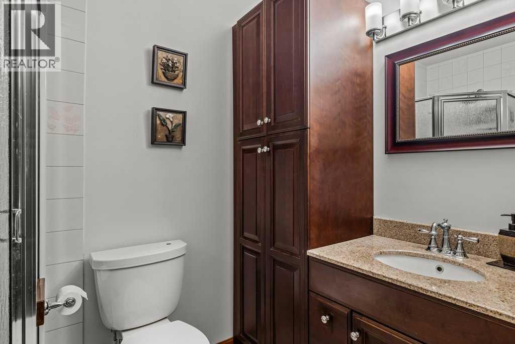 146 Cougar Point Road, Canmore, Alberta  T1W 1A1 - Photo 25 - A2312969