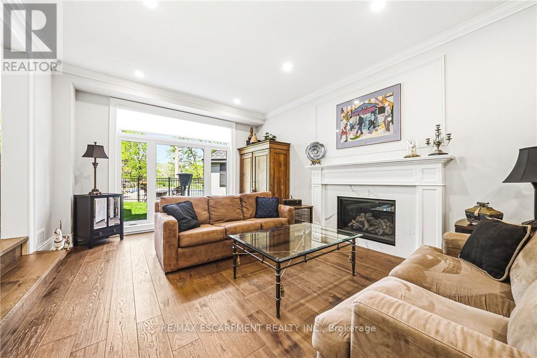 33 Golfview Crescent, Hamilton, Ontario  L9H 6V1 - Photo 12 - X13150964
