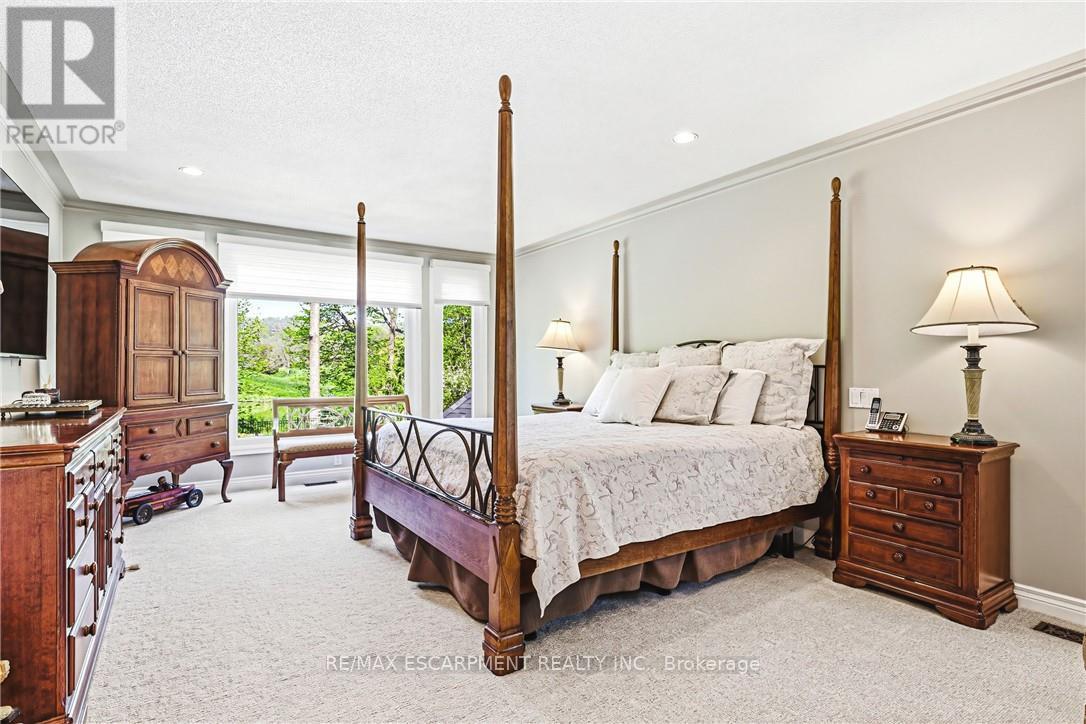 33 Golfview Crescent, Hamilton, Ontario  L9H 6V1 - Photo 20 - X13150964