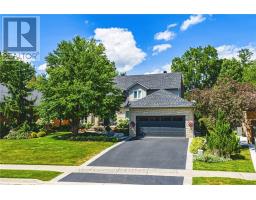 33 GOLFVIEW CRESCENT, Hamilton, Ontario
