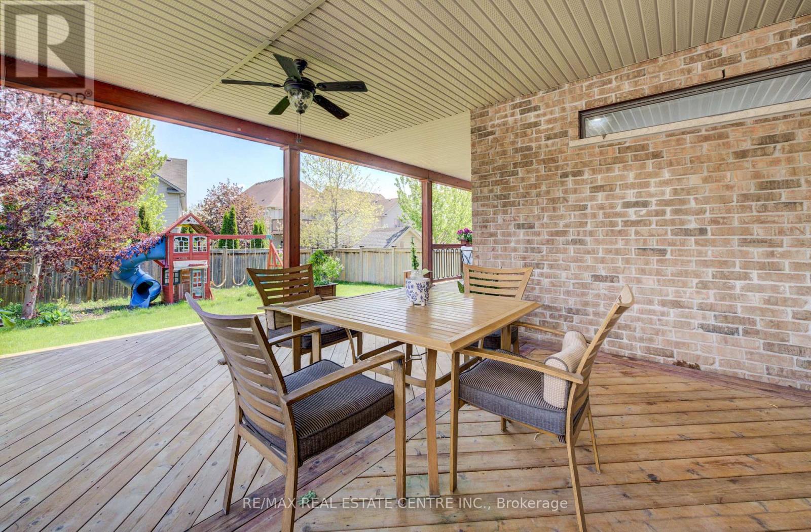 10 Deer Creek Street, Kitchener, Ontario  N2A 0E7 - Photo 33 - X13150992