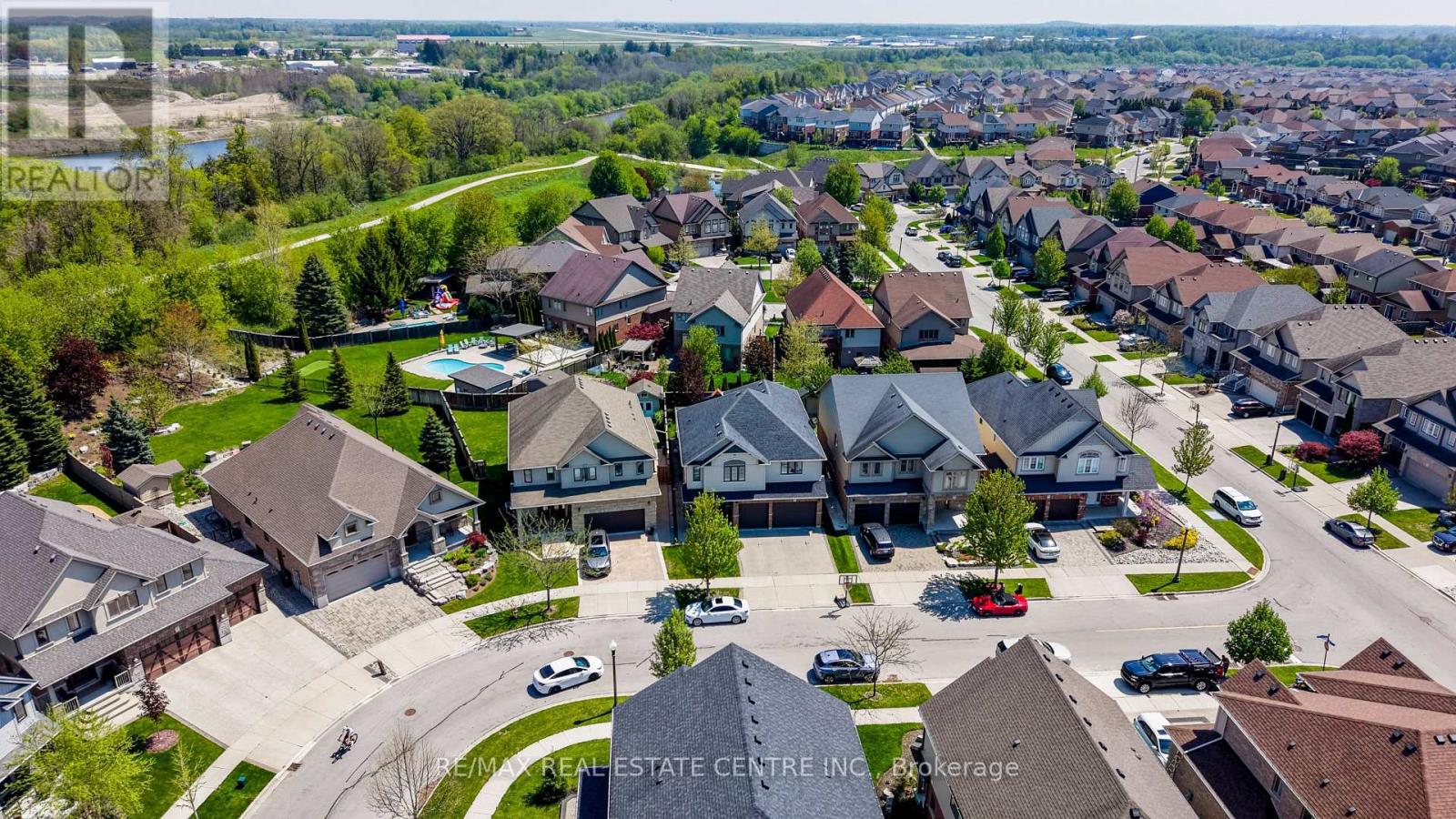 10 Deer Creek Street, Kitchener, Ontario  N2A 0E7 - Photo 41 - X13150992