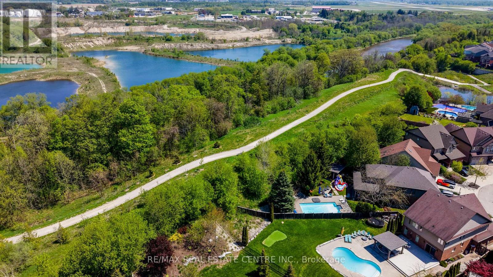 10 Deer Creek Street, Kitchener, Ontario  N2A 0E7 - Photo 42 - X13150992